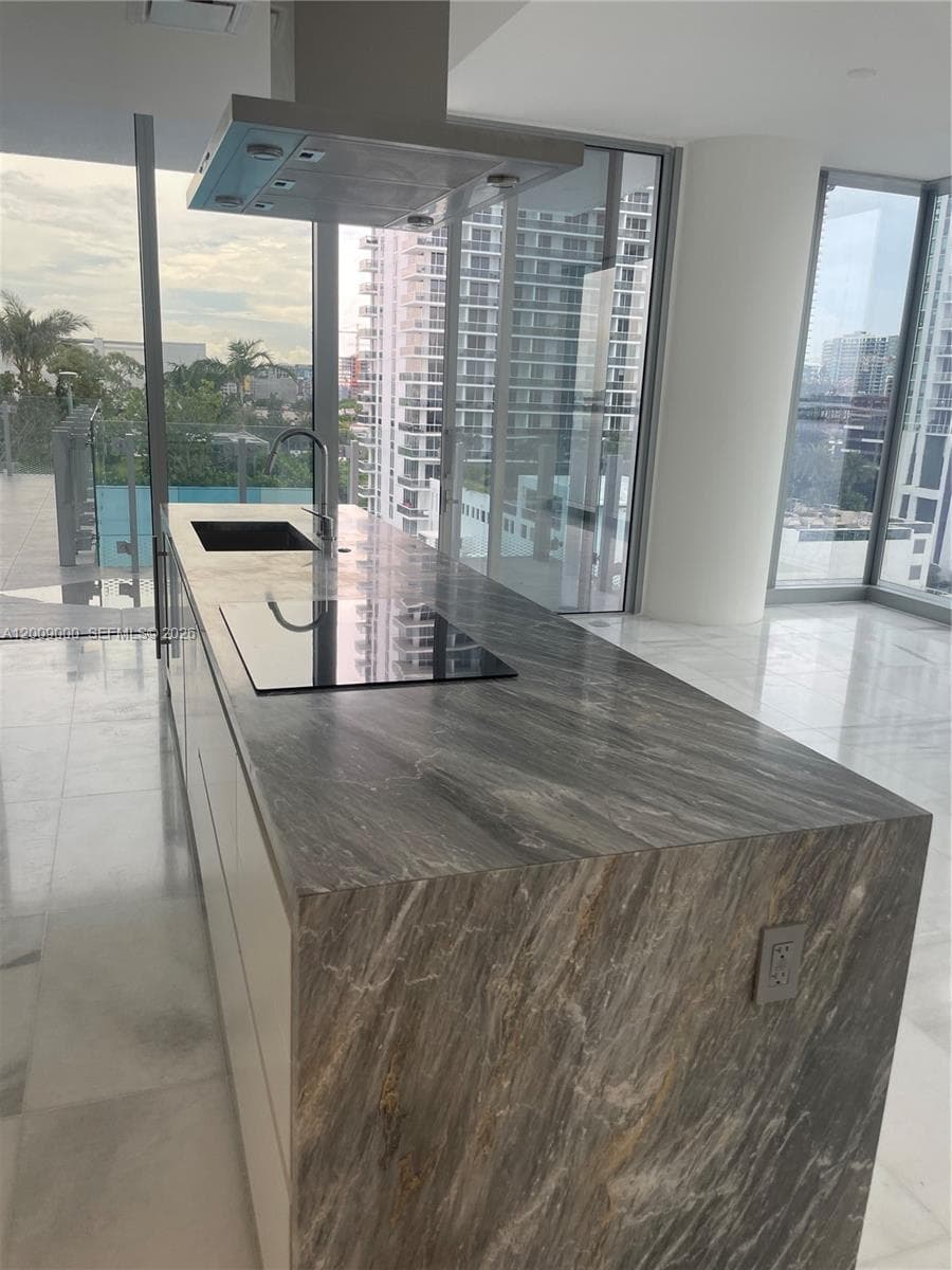 700 NE 26th Ter # 806, Miami FL 33137 — 8