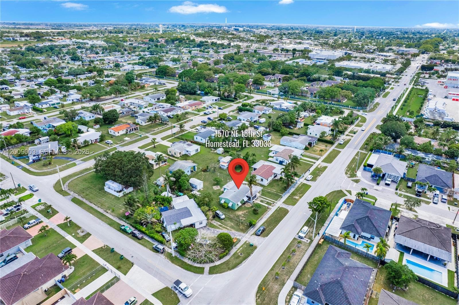 1570 NE 15th St, Homestead FL 33033 — 32