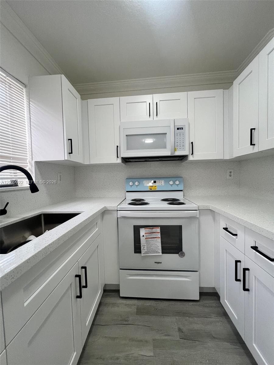 Villas De Marbella Condo, Hialeah, FL — 16