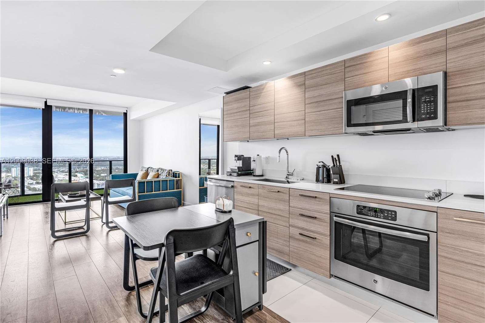 121 NE 34th St # 2810, Miami FL 33137 — 5