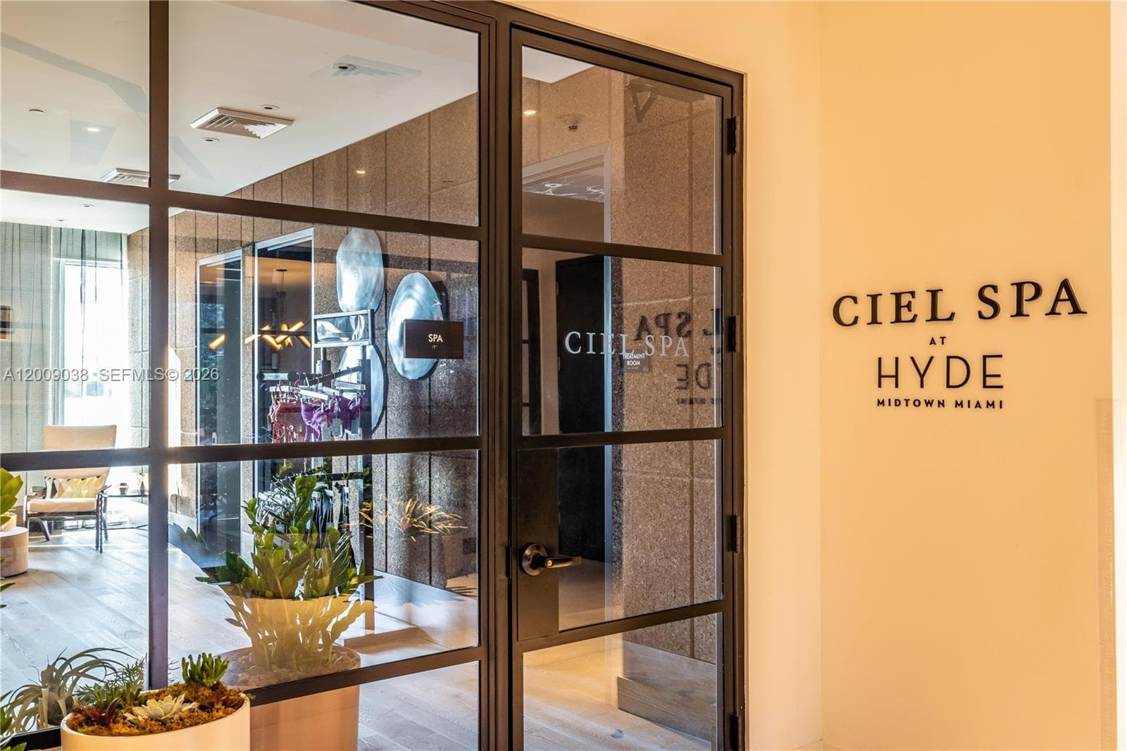 121 NE 34th St # 2810, Miami FL 33137 — 21