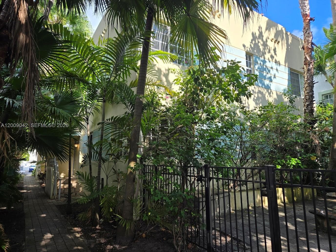 1219 Meridian Ave # 2, Miami Beach FL 33139 — 1