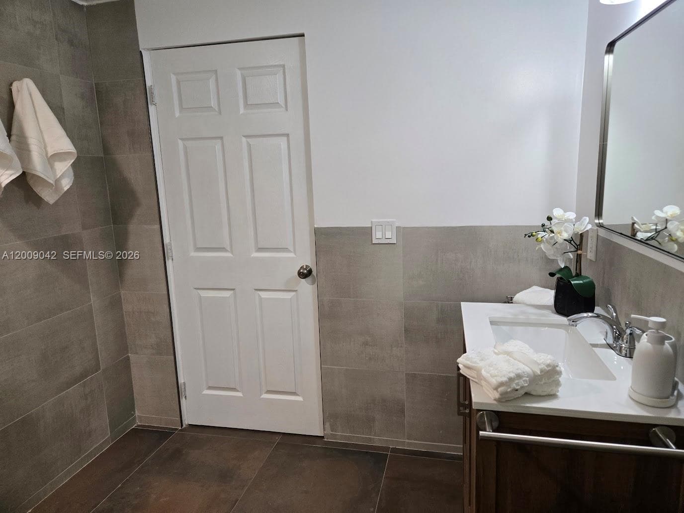 1219 Meridian Ave # 2, Miami Beach FL 33139 — 11