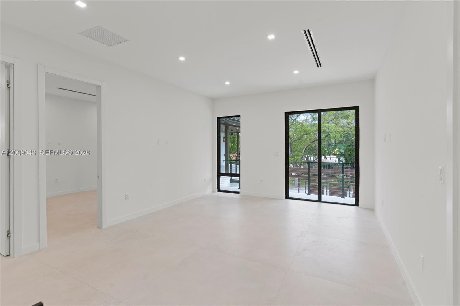 730 Zamora Ave, Coral Gables FL 33134 — 36