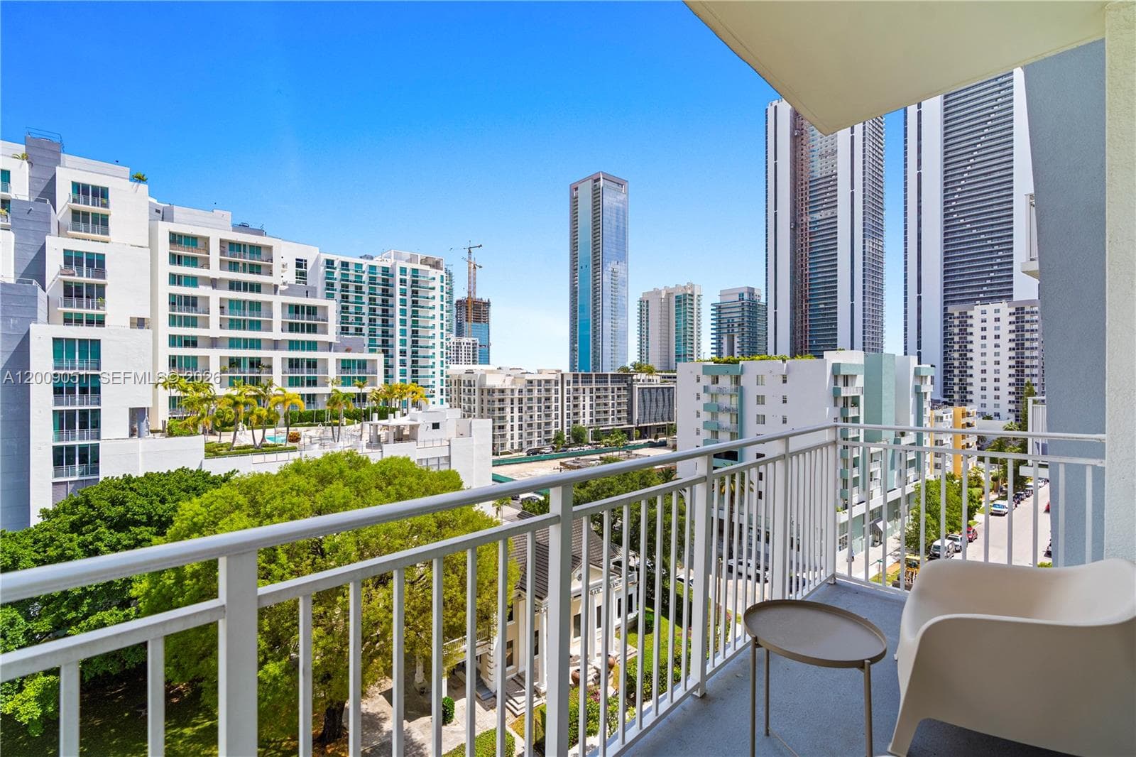 2275 Biscayne Blvd # 802, Miami FL 33137 — 27