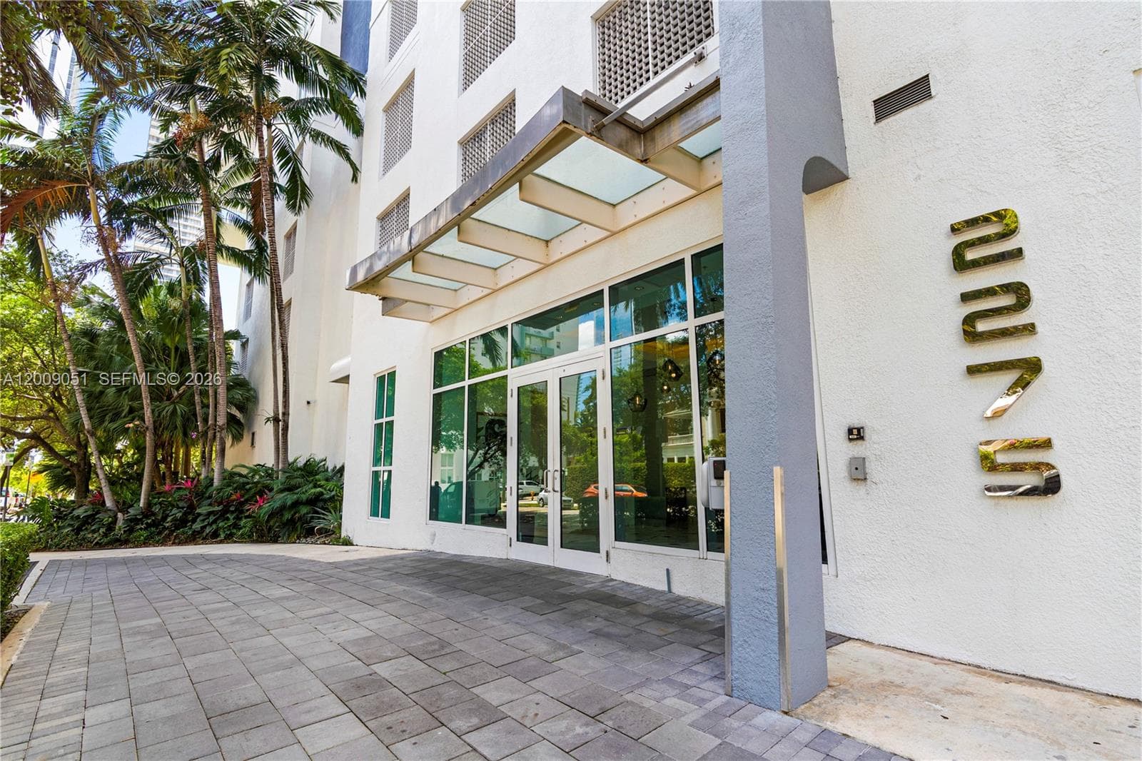 2275 Biscayne Blvd # 802, Miami FL 33137 — 6