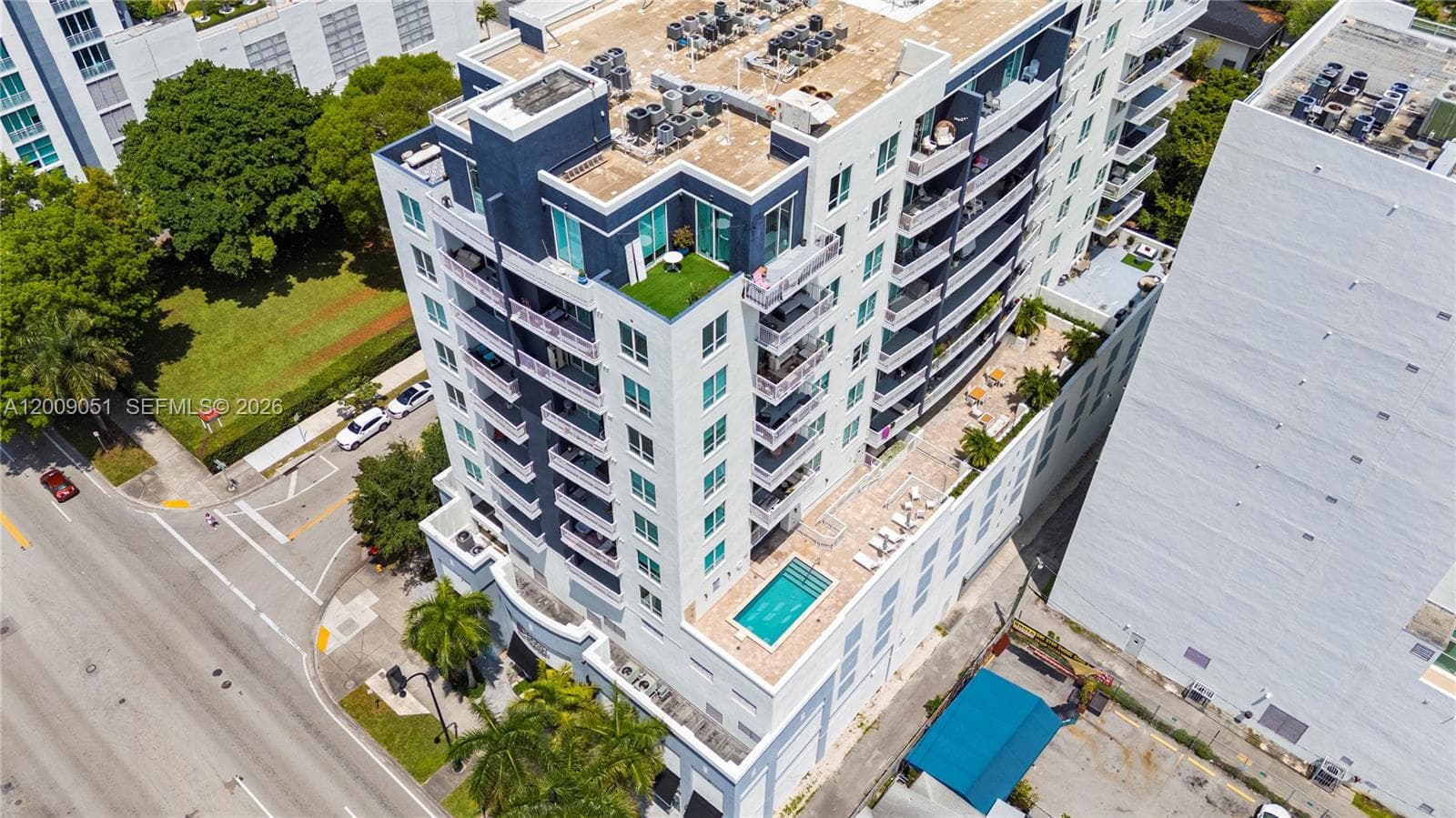 2275 Biscayne Blvd # 802, Miami FL 33137 — 10