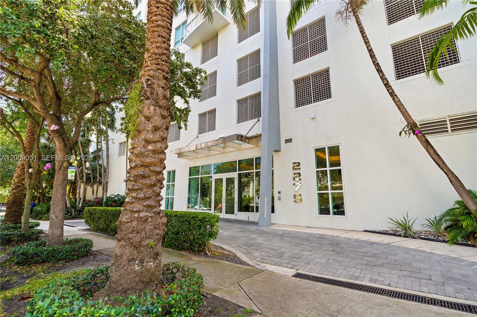 2275 Biscayne Blvd # 802, Miami FL 33137 — 4