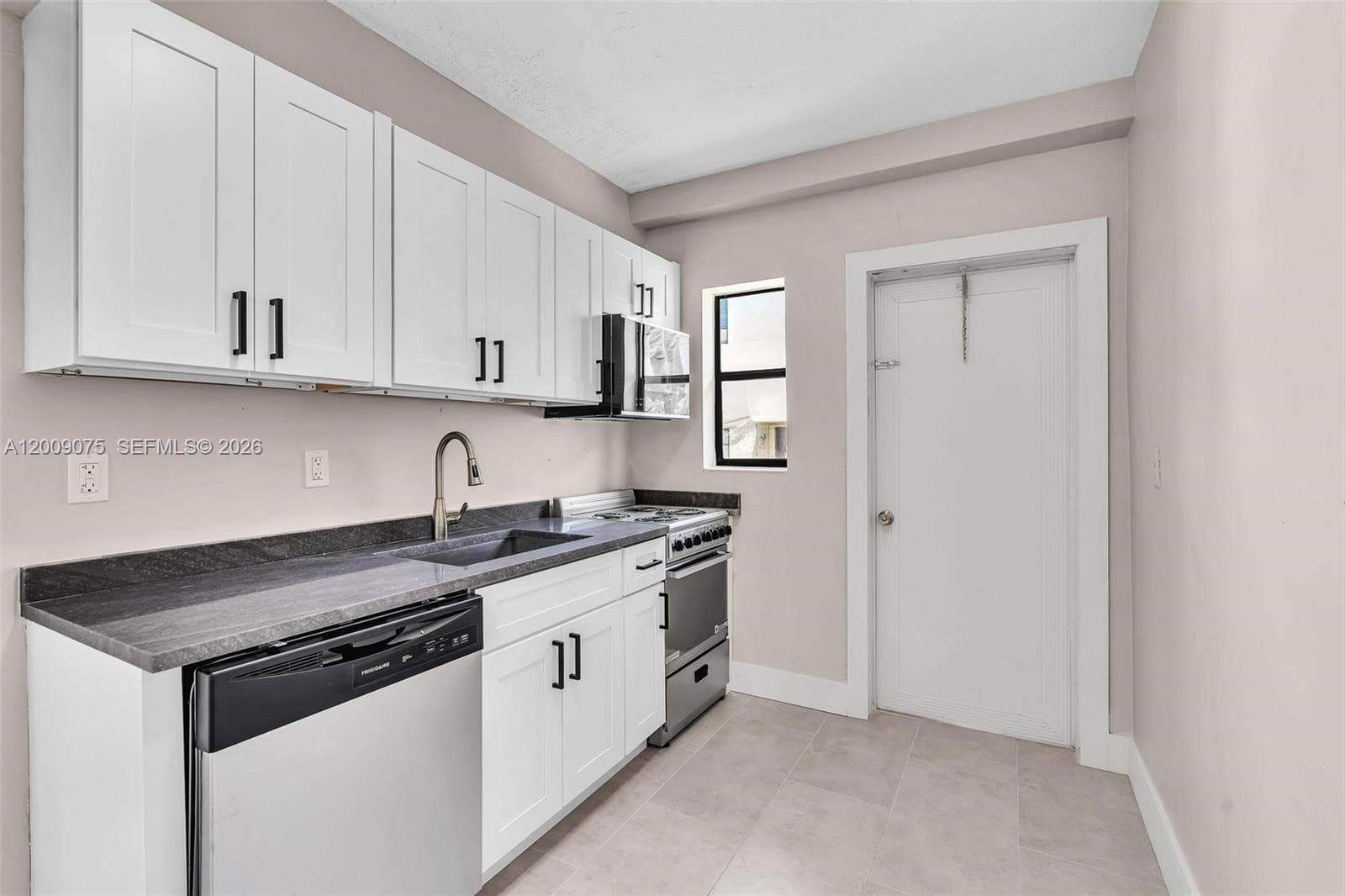 1165 Marseille Dr # 4, Miami Beach FL 33141 — 17