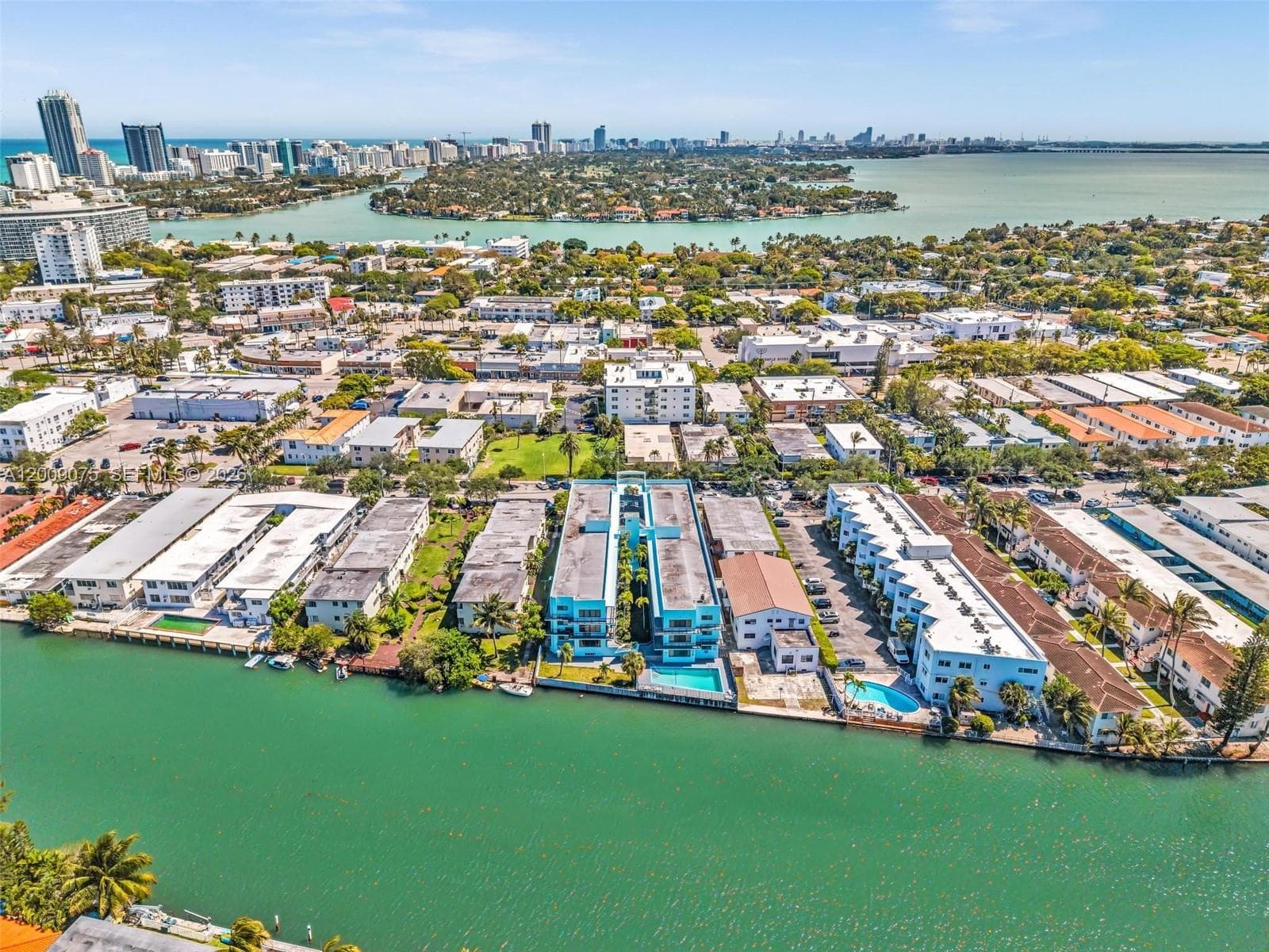 1165 Marseille Dr # 4, Miami Beach FL 33141 — 3