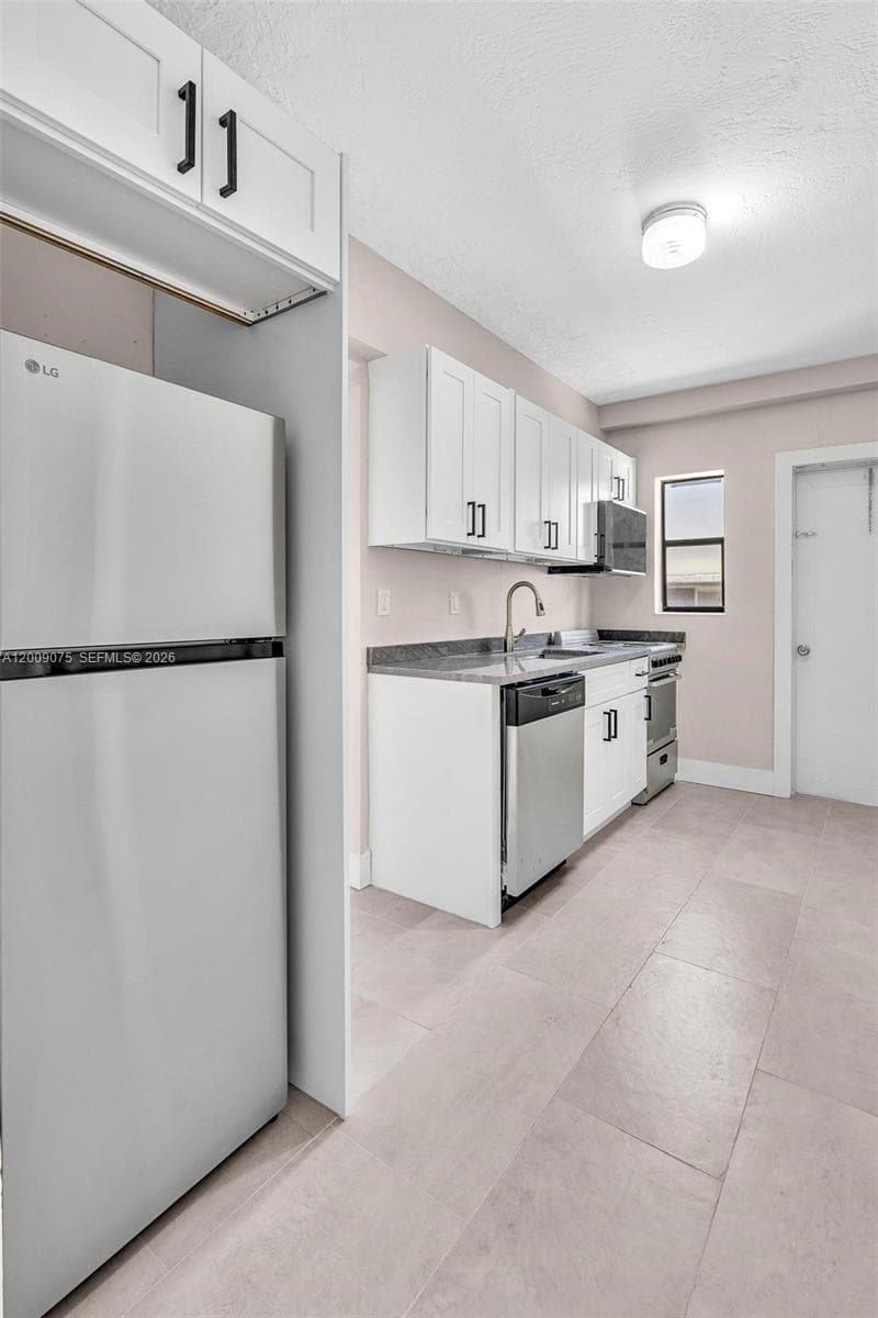 1165 Marseille Dr # 4, Miami Beach FL 33141 — 15