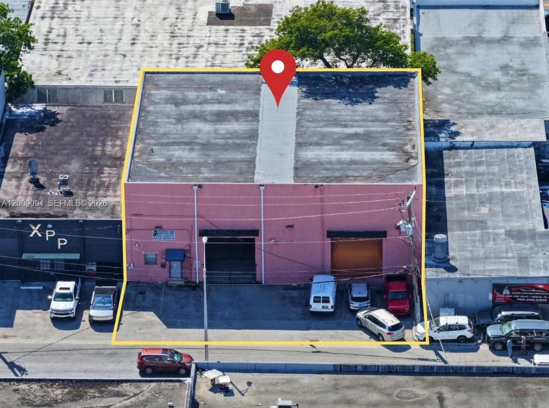 4450 E 10th Ct, Hialeah FL 33013 — 2