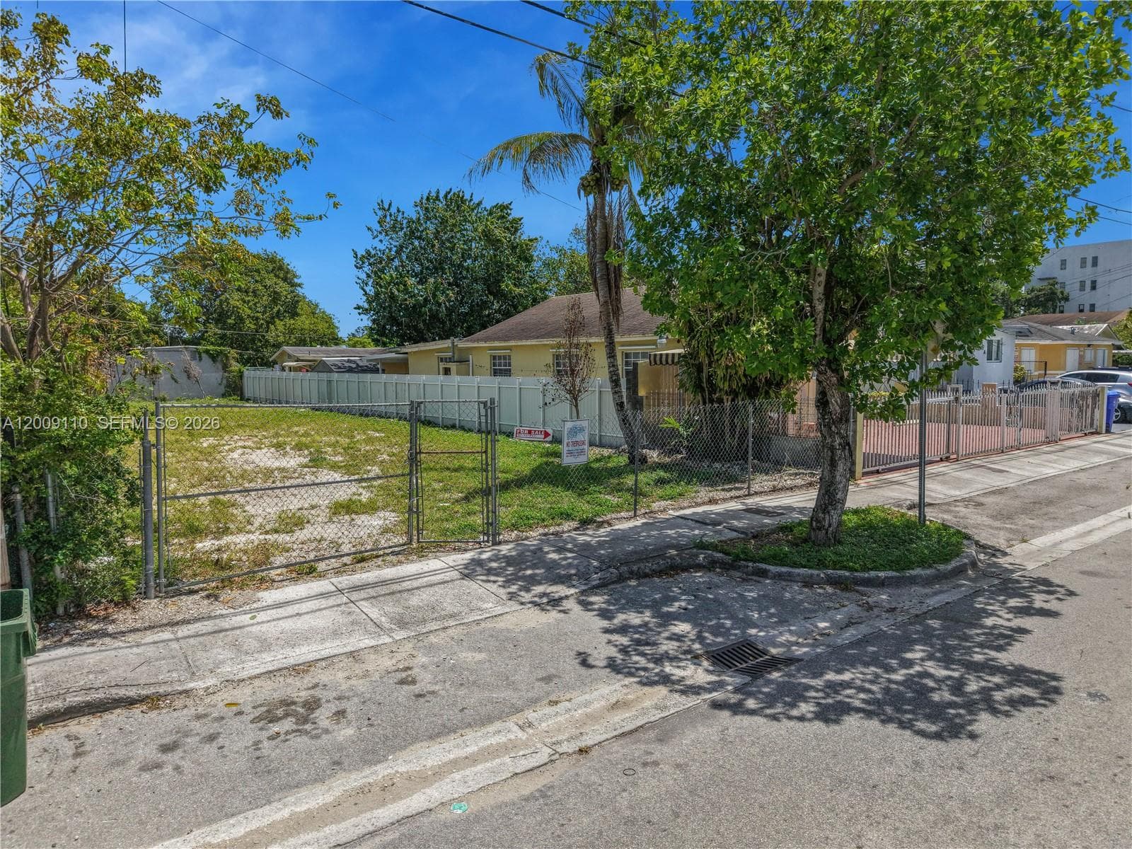 2709 NW 24th Ave, Miami FL 33142 — 10