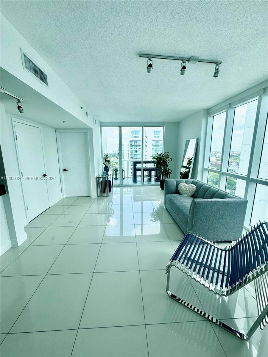 1871 NW S River Dr # 2005, Miami FL 33125 — 1