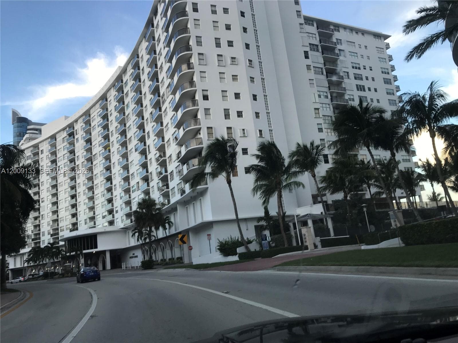 6039 Collins Ave # 1510, Miami Beach FL 33140 — 17