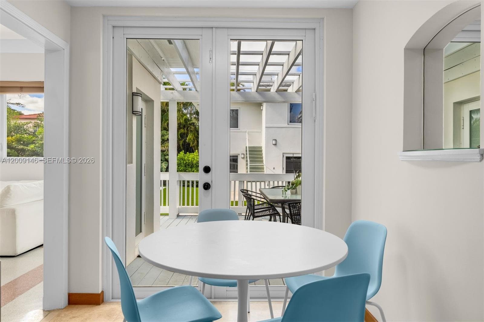 4340 Pine Tree Dr, Miami Beach FL 33140 — 13