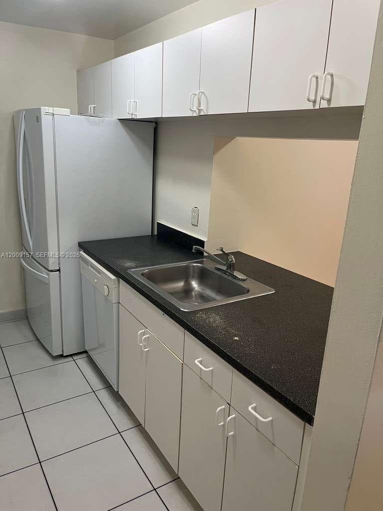 9712 Hammocks Blvd # 30, Miami FL 33196 — 1