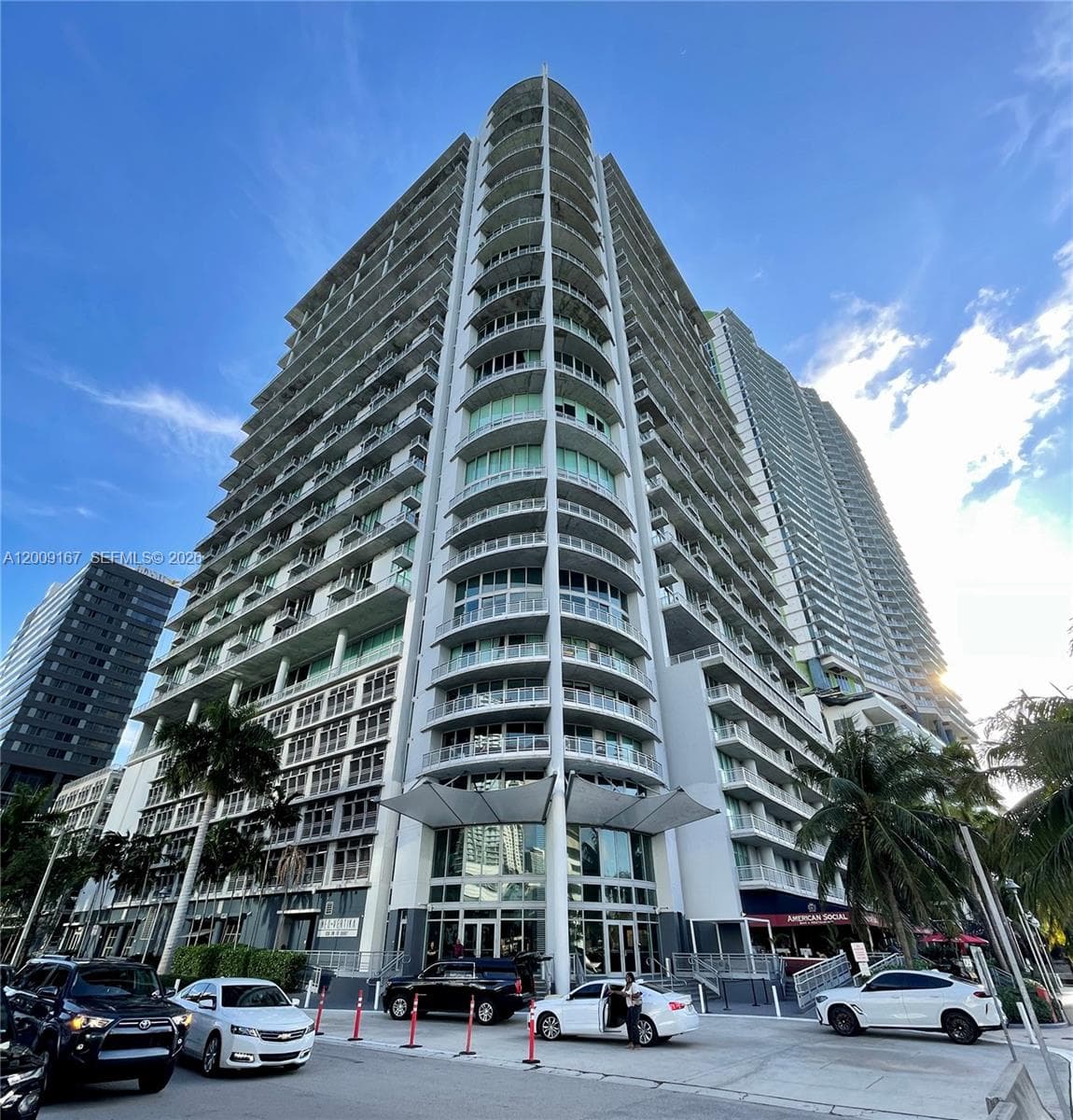 690 SW 1st Ct # 3115, Miami FL 33130 — 34