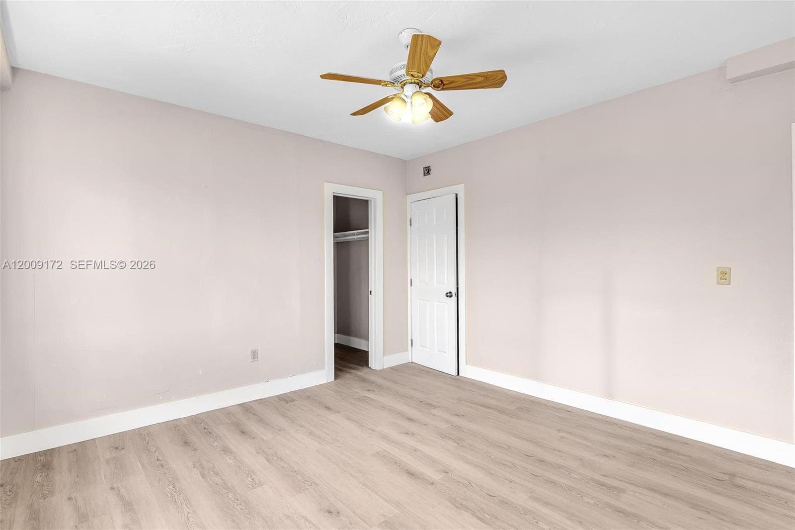 1165 Marseille Dr # 19, Miami Beach FL 33141 — 33