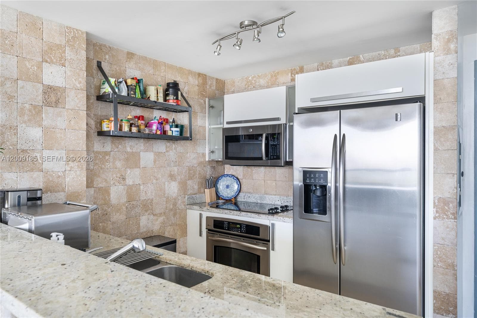601 NE 36th st # 2908, Miami FL 33137 — 9