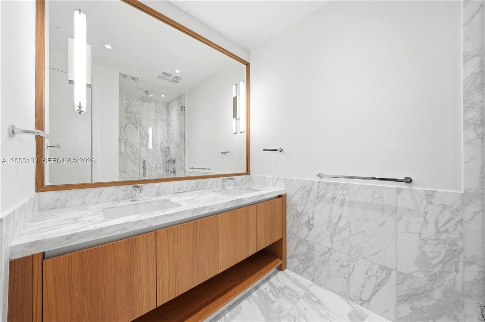 175 SE 25th Rd # 1403, Miami FL 33129 — 14