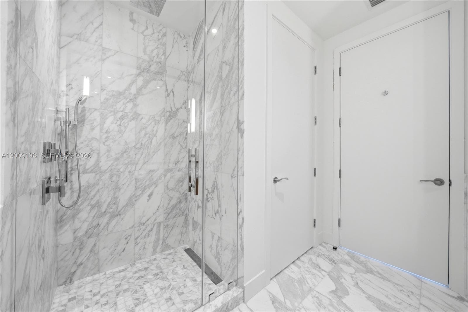 175 SE 25th Rd # 1403, Miami FL 33129 — 15