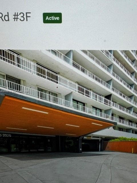 200 SE 15th Rd, Miami FL 33129 — 2