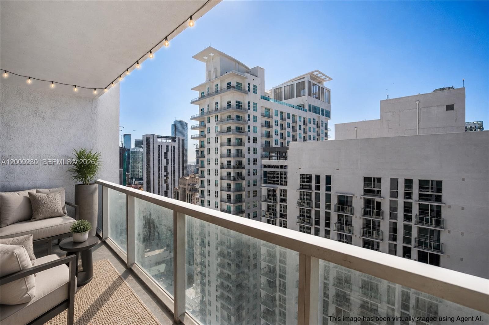 253 NE 2nd St # 3104, Miami FL 33132 — 9