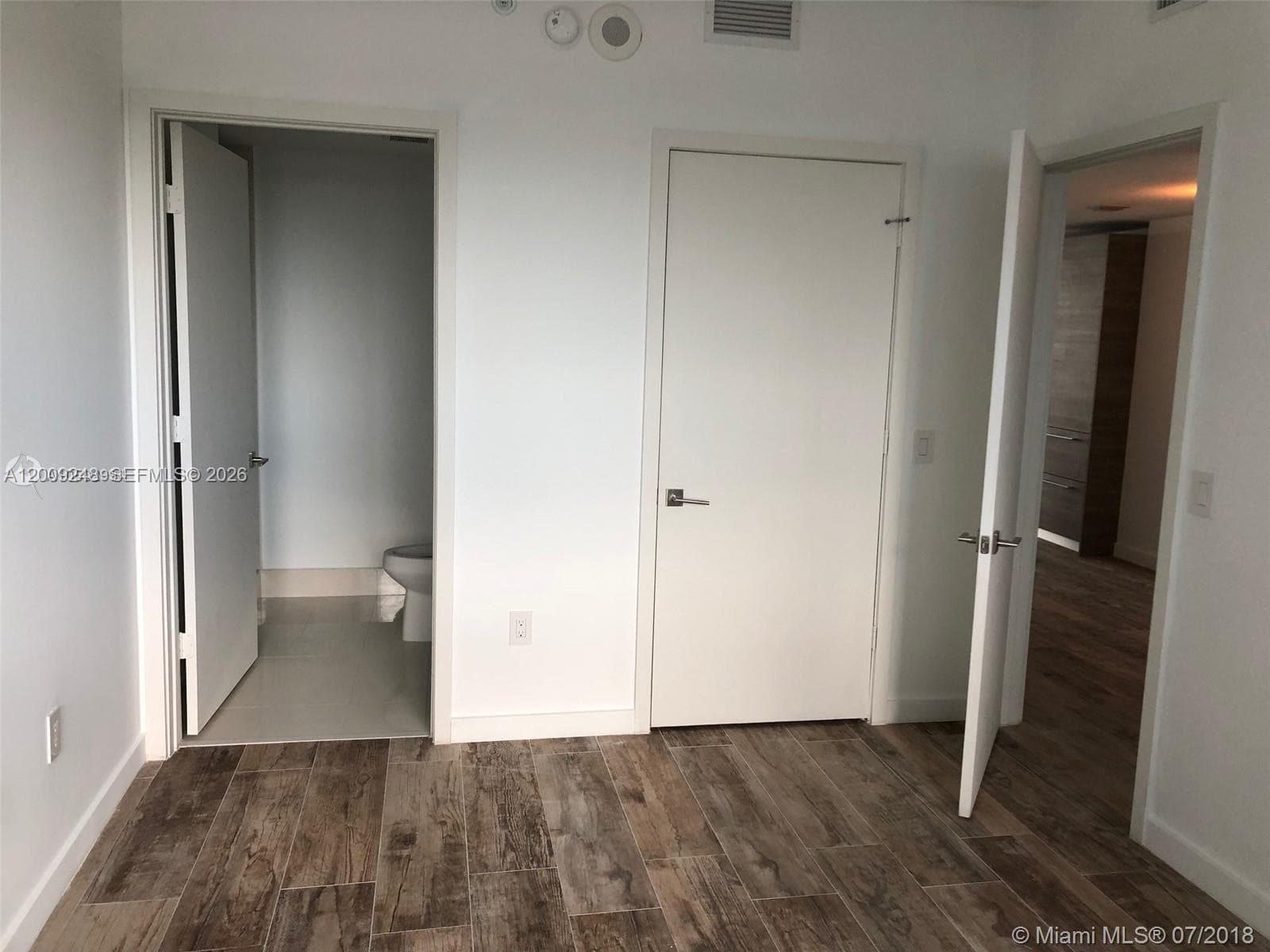 650 NE 32nd St # 4005, Miami FL 33137 — 6