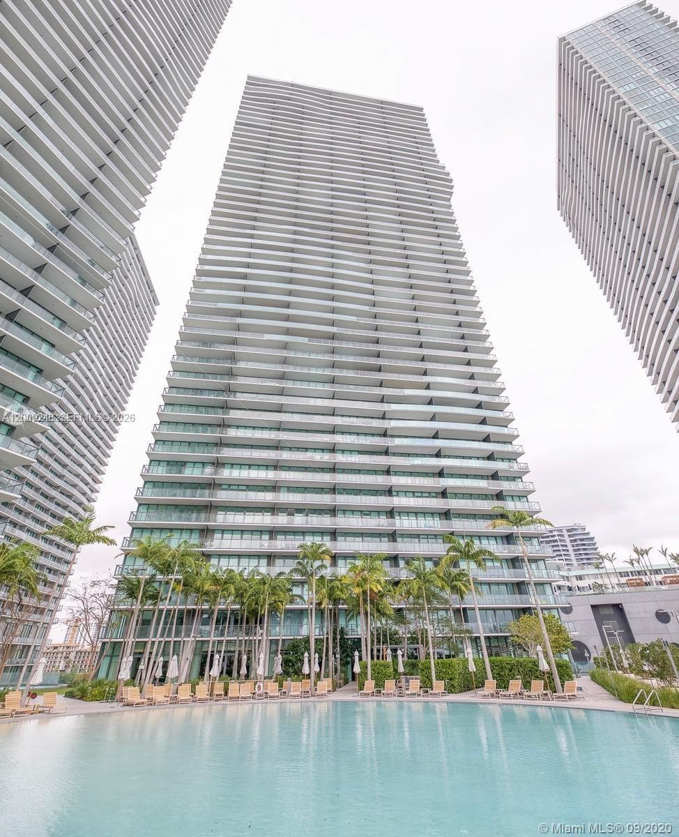 650 NE 32nd St # 4005, Miami FL 33137 — 10