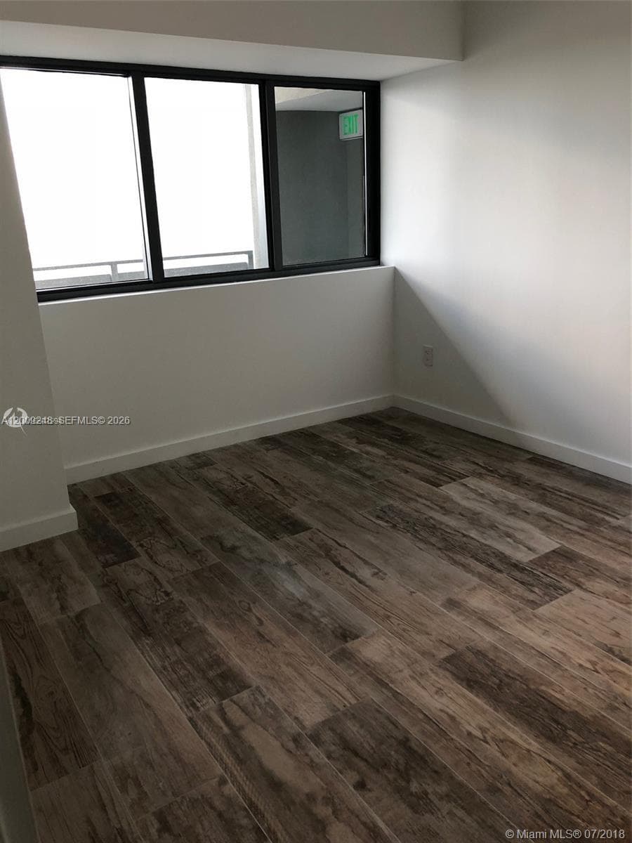 650 NE 32nd St # 4005, Miami FL 33137 — 4