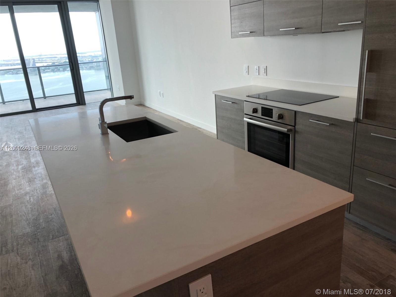 650 NE 32nd St # 4005, Miami FL 33137 — 8