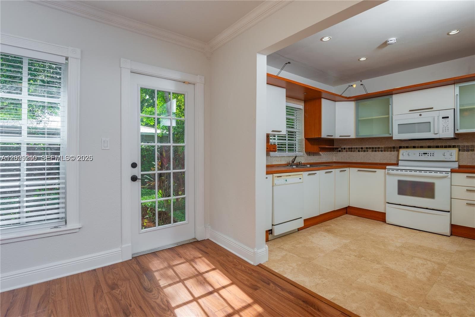 5490 SW 57 Ave # 0, Miami FL 33155 — 4