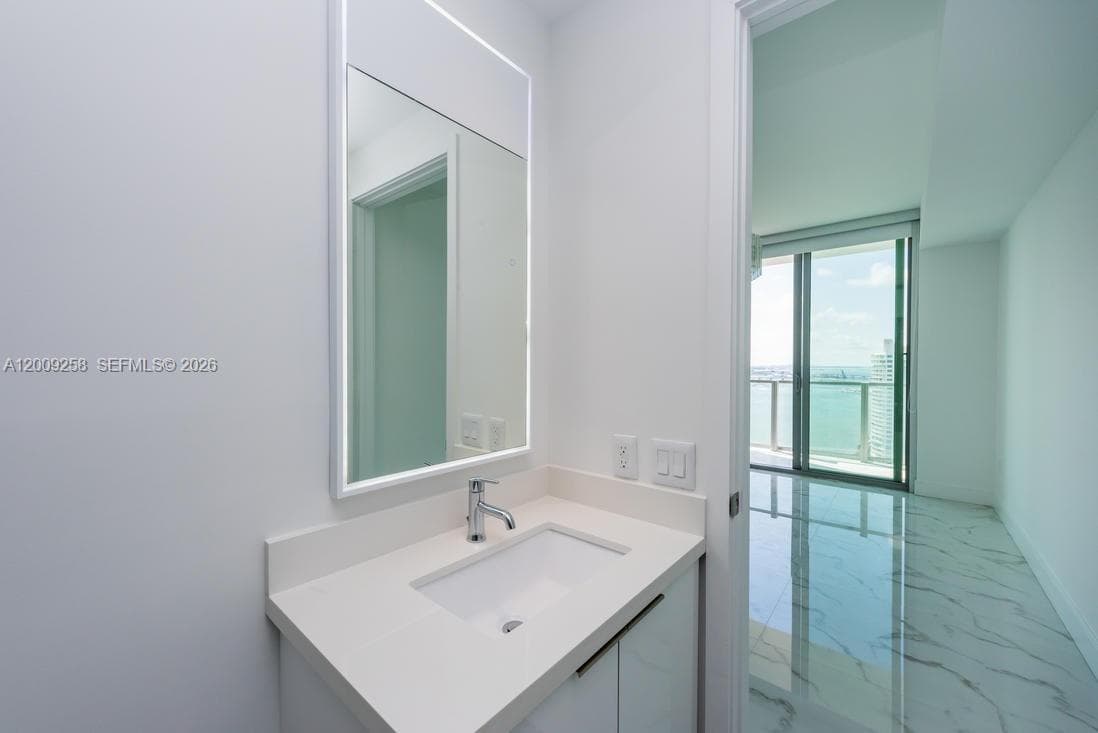 2900 NE 7 AVE # 2607, Miami FL 33137 — 23