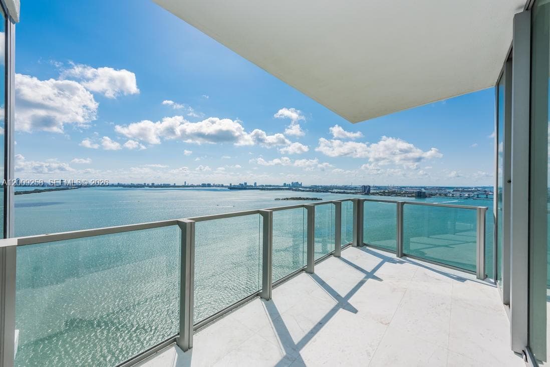 2900 NE 7 AVE # 2607, Miami FL 33137 — 1