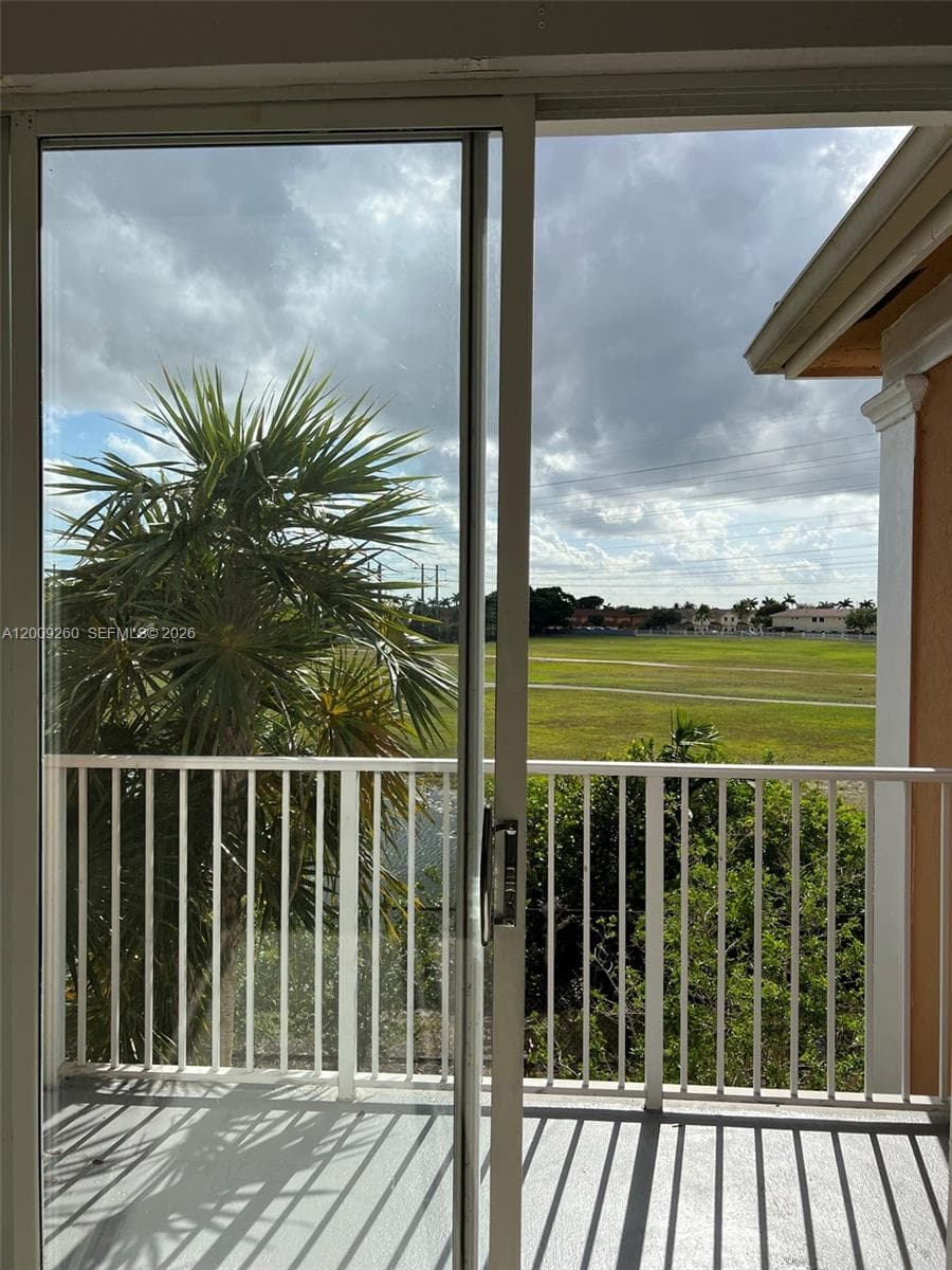 17630 NW 73rd Ave # 4, Hialeah FL 33015 — 12