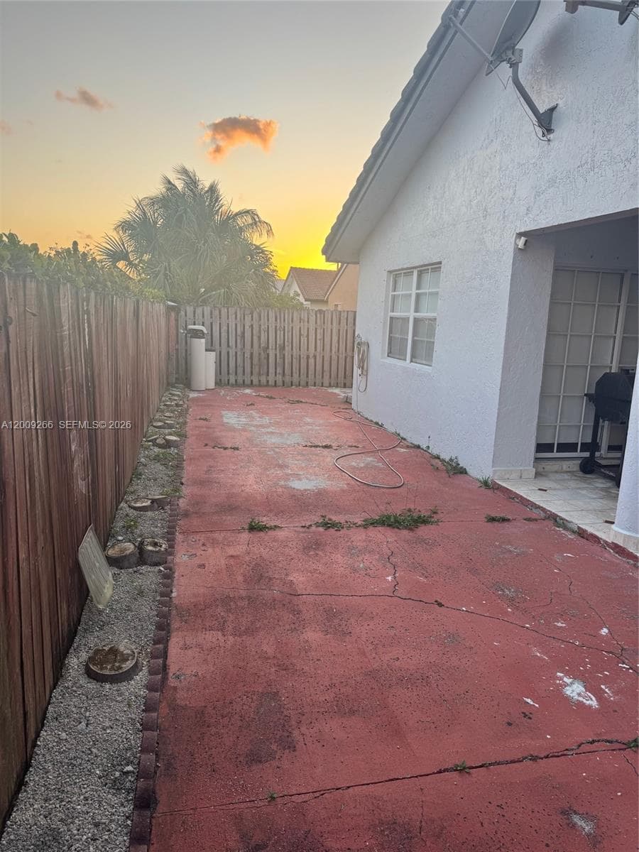 8748 NW 143rd Ter, Miami Lakes FL 33018 — 28