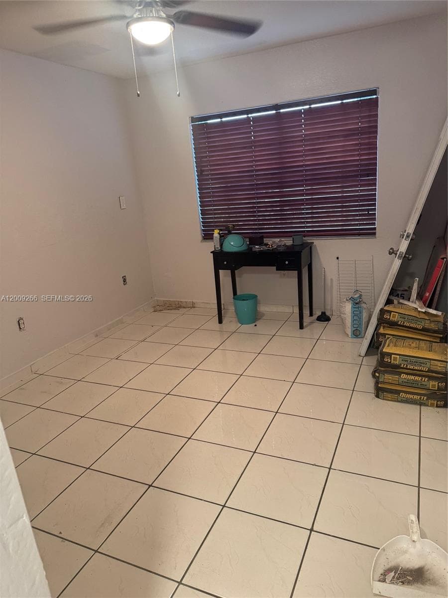 8748 NW 143rd Ter, Miami Lakes FL 33018 — 20