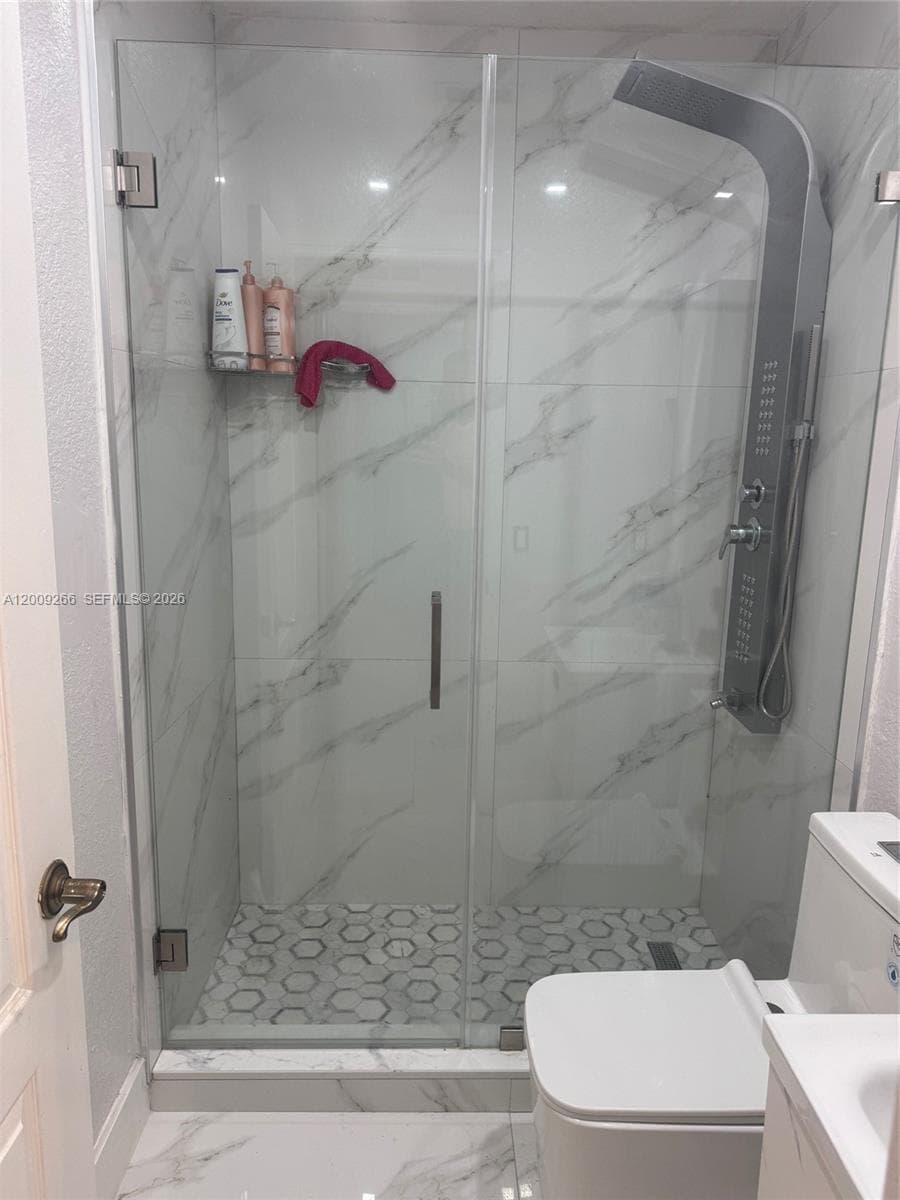8748 NW 143rd Ter, Miami Lakes FL 33018 — 19