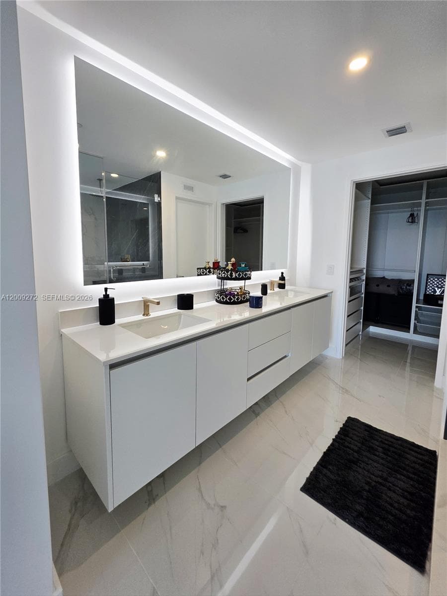 700 NE 24 St # 3903, Miami FL 33137 — 6