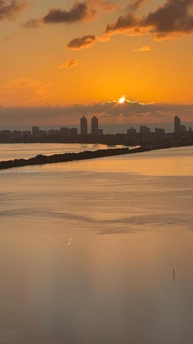 700 NE 24 St # 3903, Miami FL 33137 — 20