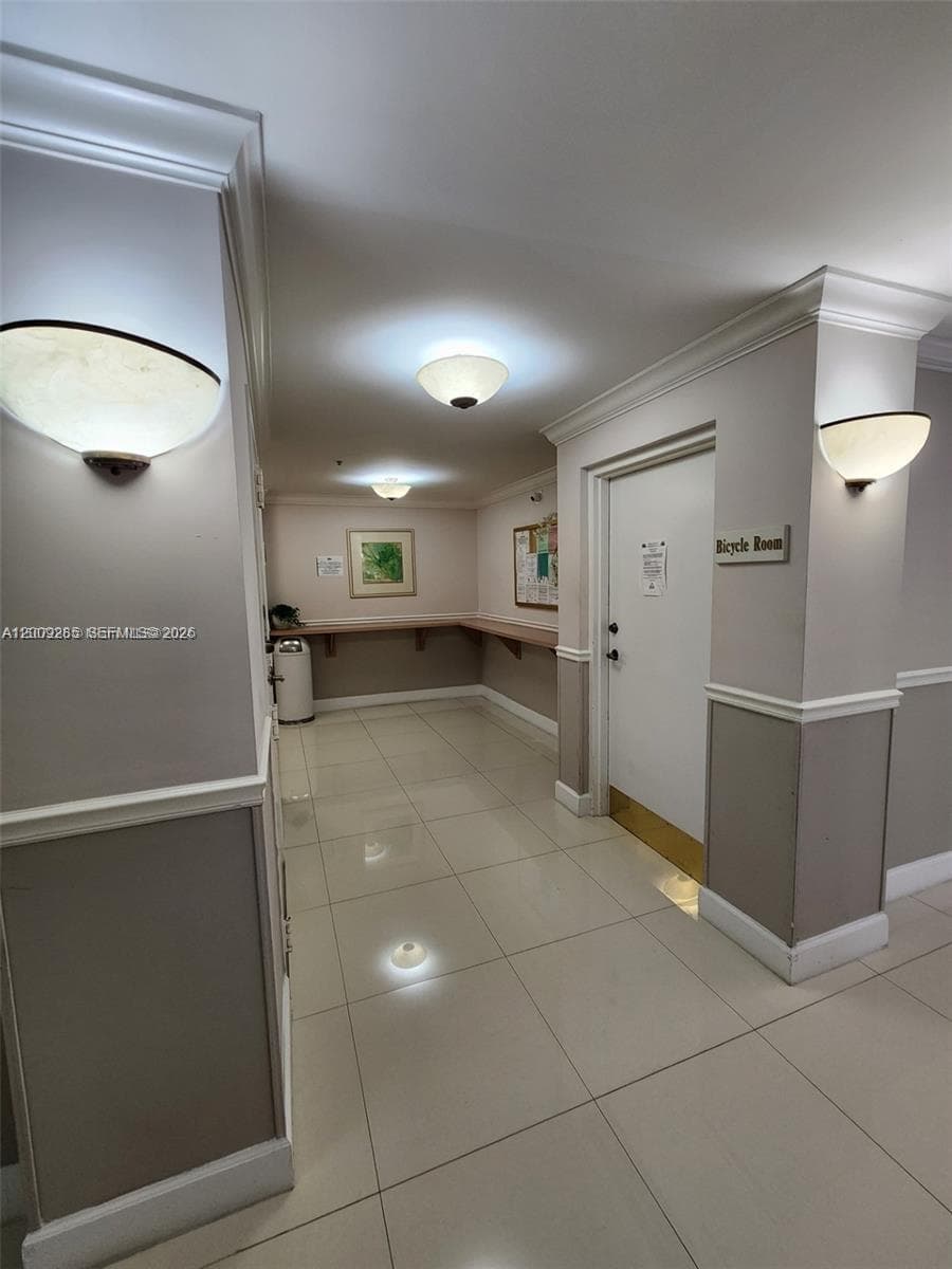 Doral House Condo No 3, Doral, FL — 5