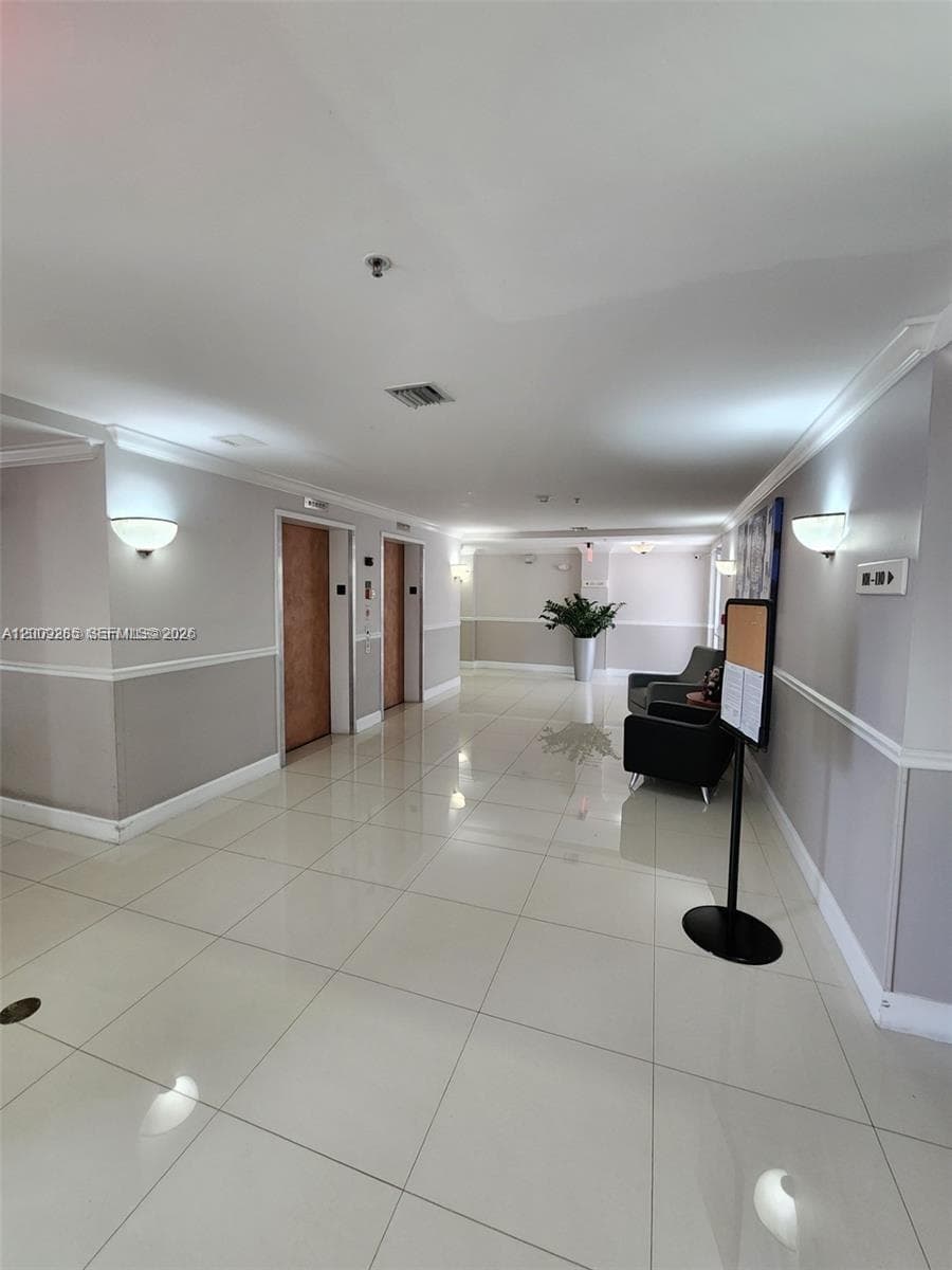 Doral House Condo No 3, Doral, FL — 4