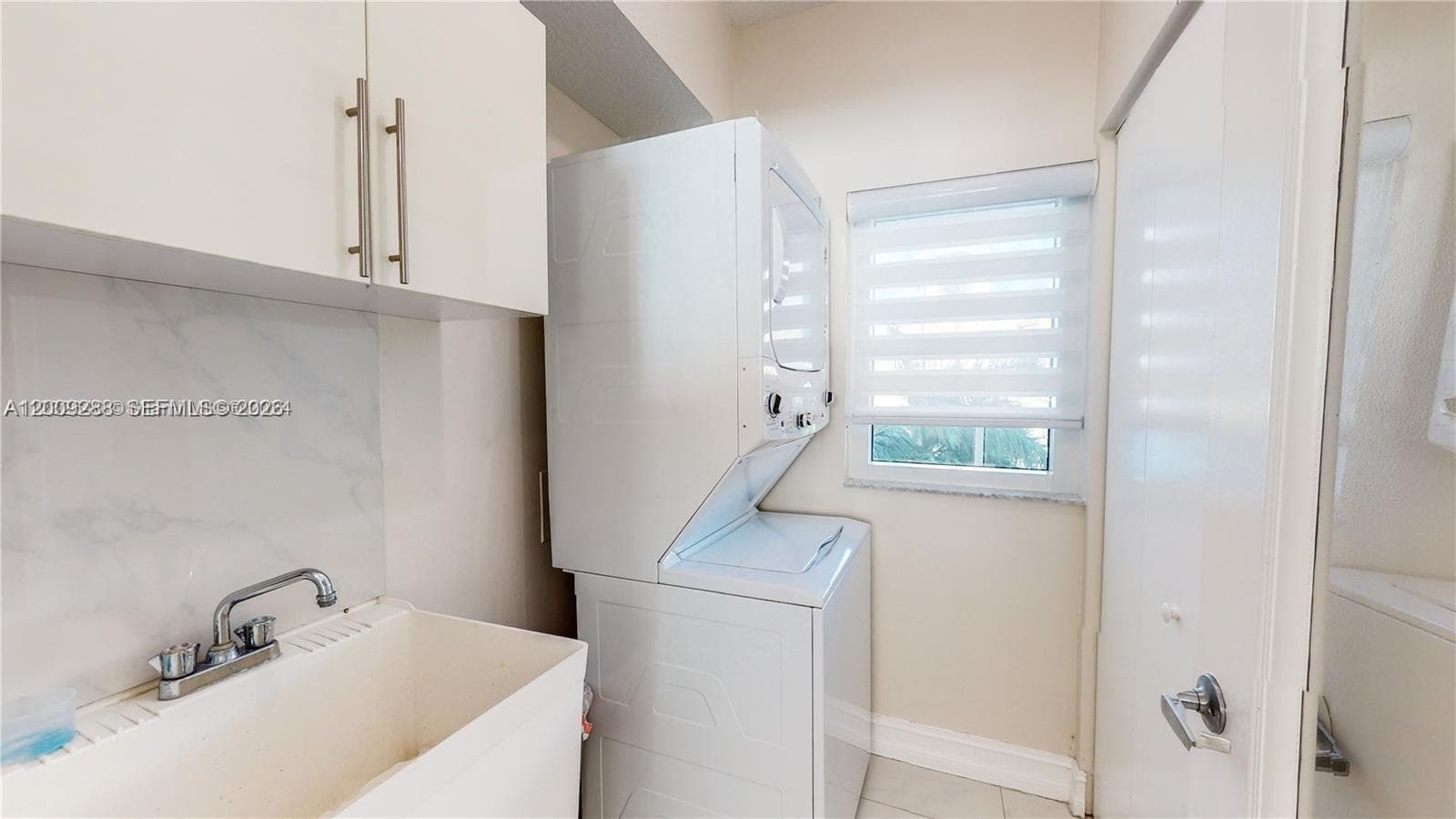 18100 N Bay Rd # 504, Sunny Isles Beach FL 33160 — 20