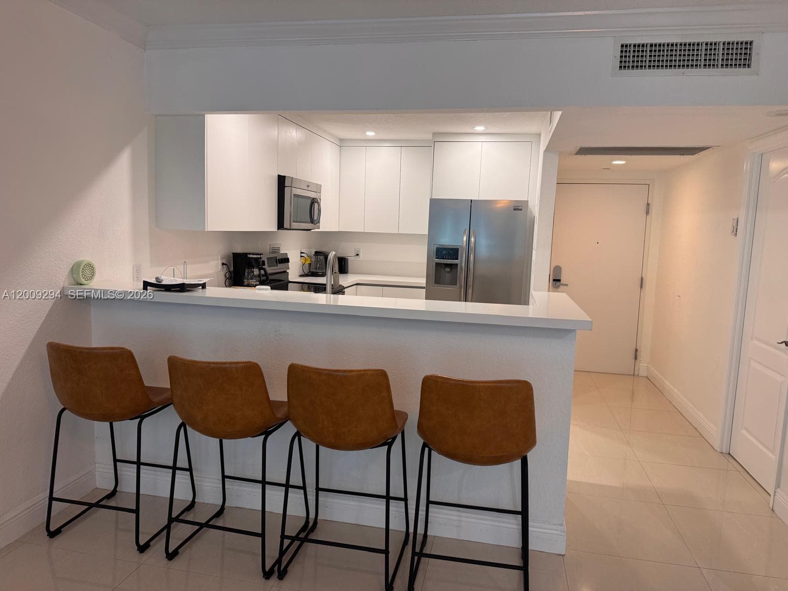 2301 Collins Ave # 427, Miami Beach FL 33139 — 2