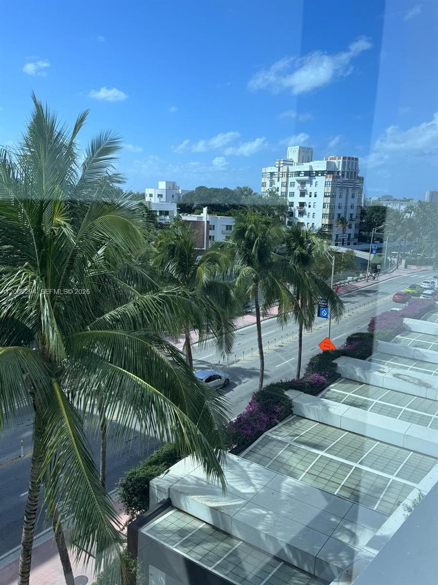 2301 Collins Ave # 427, Miami Beach FL 33139 — 18