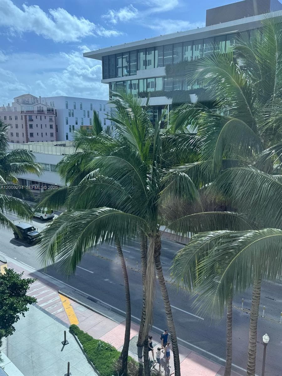 2301 Collins Ave # 427, Miami Beach FL 33139 — 19