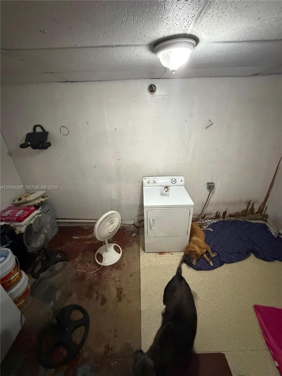 6741 NW 6th Ct, Miami FL 33150 — 21