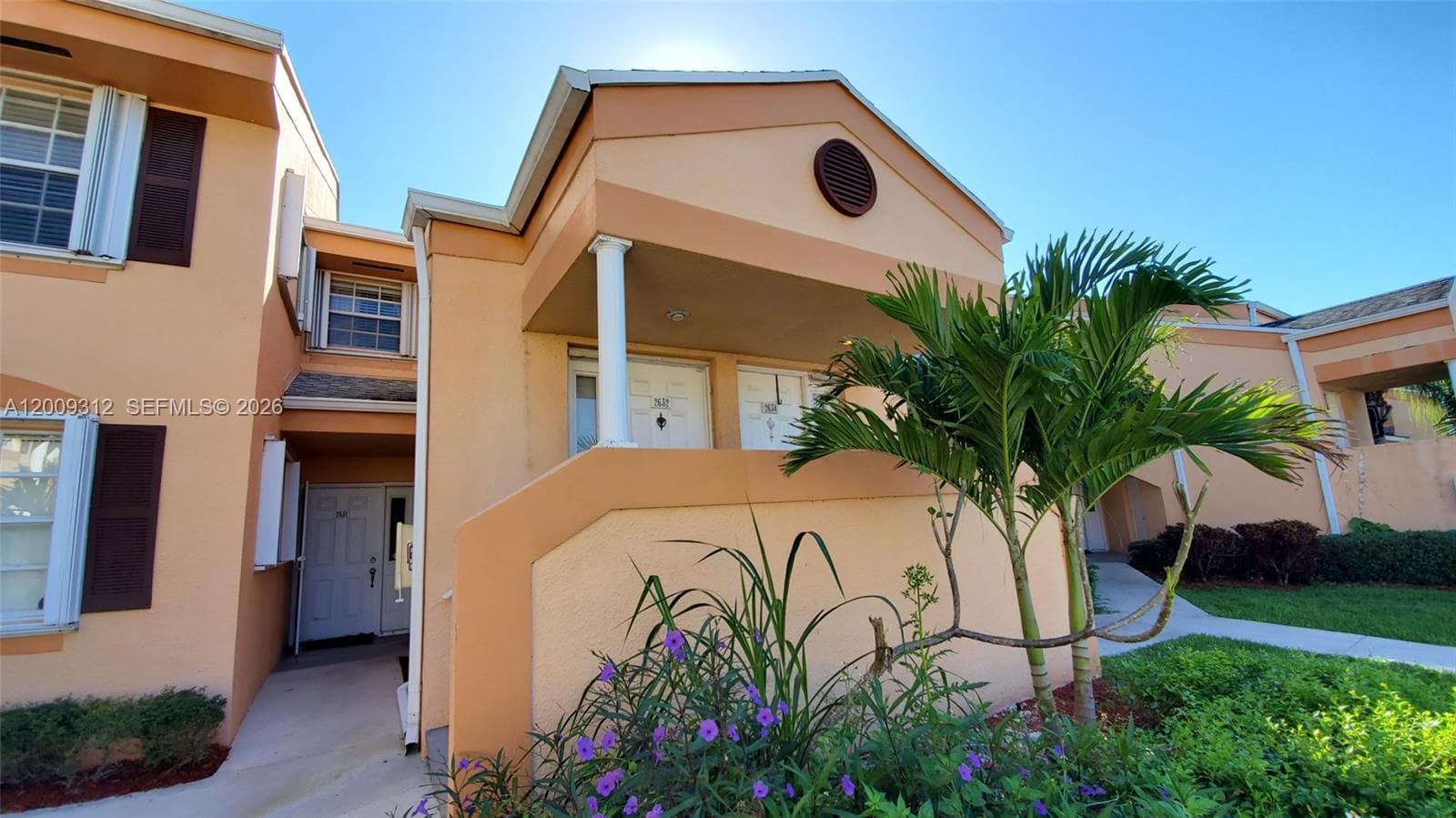 Keys Gate Condo No One, Homestead, FL — 1