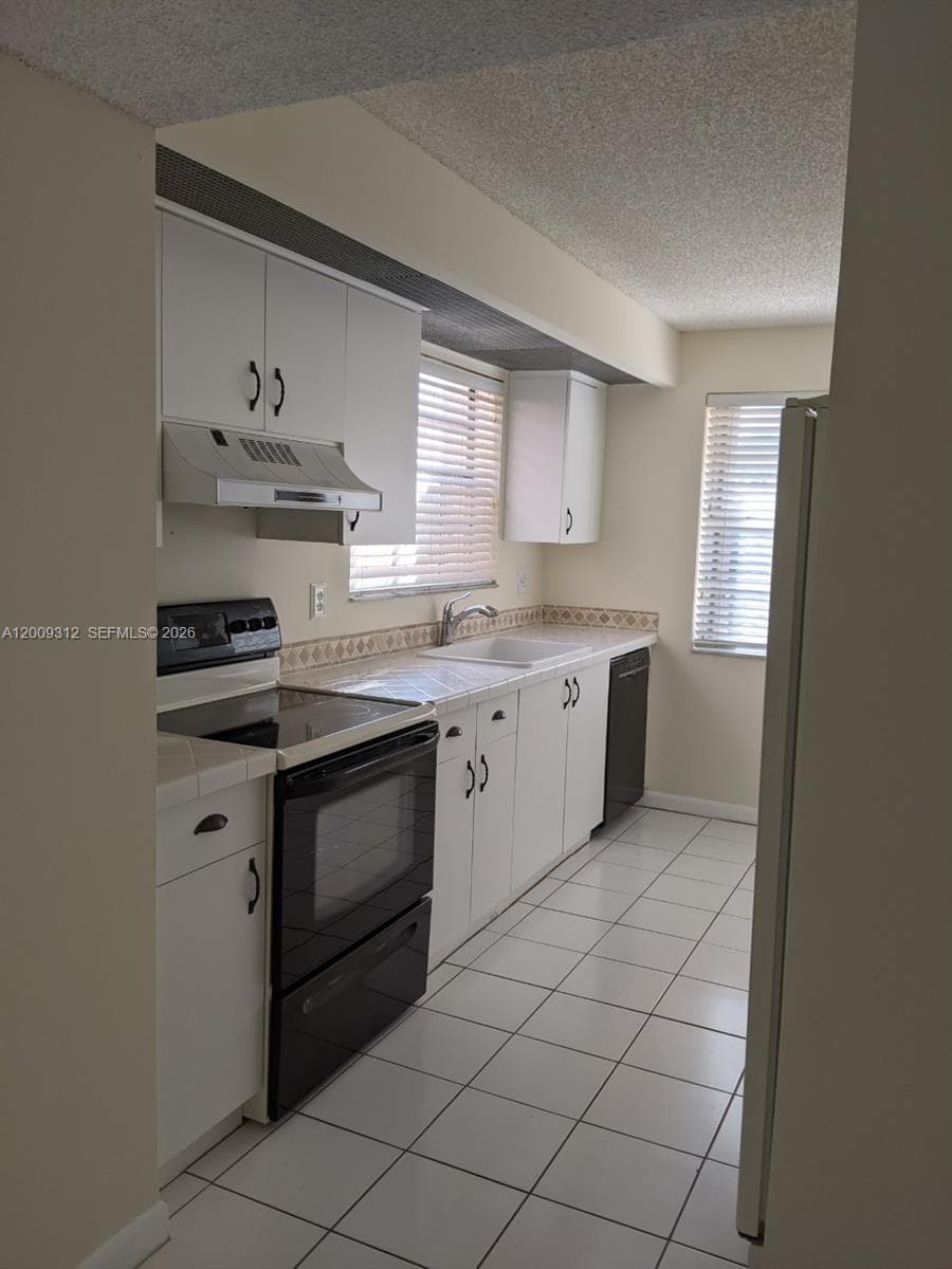 Keys Gate Condo No One, Homestead, FL — 9